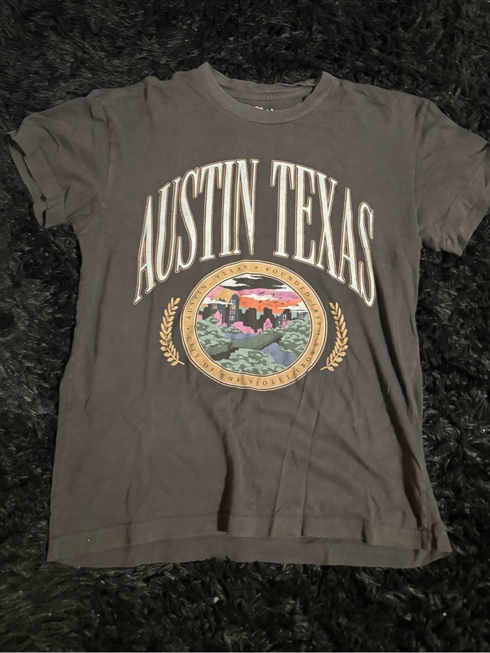 Abercrombie & Fitch Vintage Graphic
Austin Texas Black Soft Tee